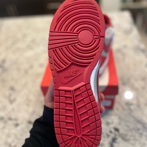 Nike Dunk Low - Picture 2 of 3